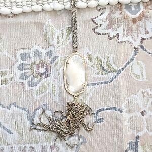 Kendra scott necklace